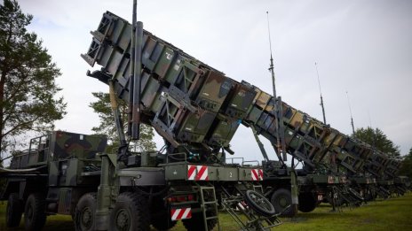 Украйна преговаря с НАТО за нов тип системи за ПВО*