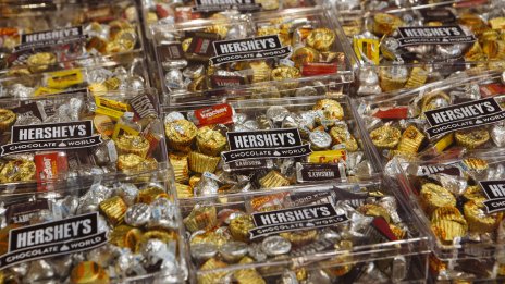 Приходите на Hershey продължават да растат, въпреки по-големите разходи за какао
