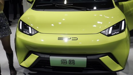 Акциите на BYD и Li Auto изпреварват тези на чуждестранните конкуренти 