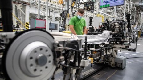 Stellantis може да съкрати още 1400 работни места във Франция през 2022 г.