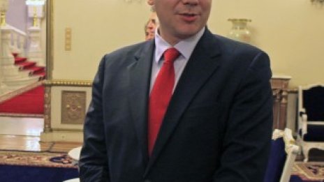 Управляващите в Румъния печелят убедително изборите