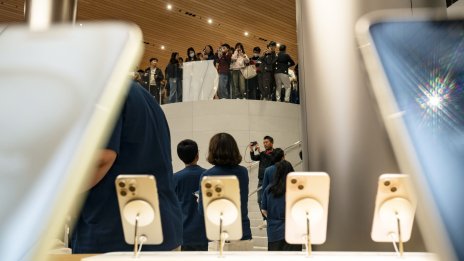 Wedbush: Apple може да засили ангажимента си към Китай