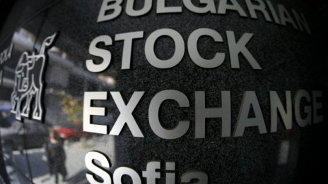 Българите инвестират в капиталови инструменти под 10% от спестяванията си 