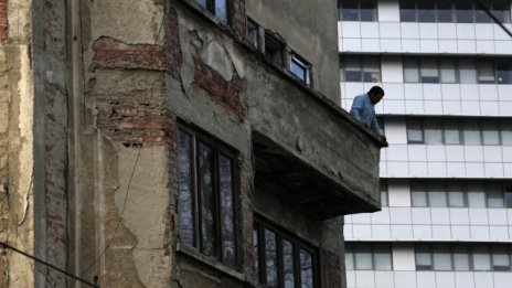 Румънците загърбват ипотеките в евро
