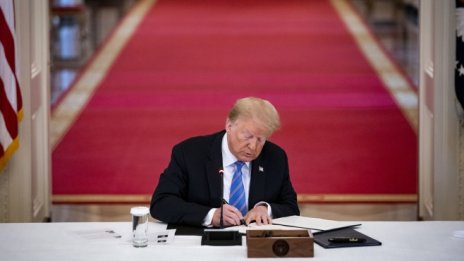 Новото споразумение NAFTA хвърля сянка върху автомобилния пазар в САЩ