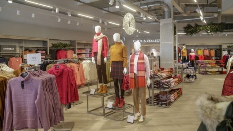 M&S очаква тежък удар върху бизнеса си от пандемията