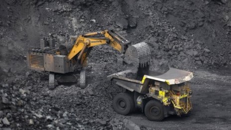 Миннодобивният сектор се сблъсква с криза на талантите заради енергийния преход