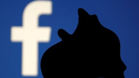 Facebook прави крачка пред Snapchat