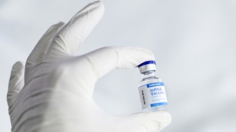 "Vax" стана дума на годината на Оксфордския речник