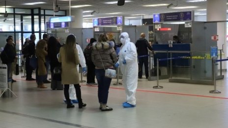 Нивото на паника около коронавируса остава ниско в България