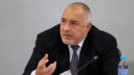 Борисов обсъди с Меркел доставка на защитни средства за Германия