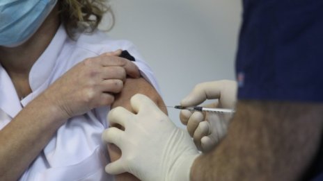 Положителните тестове за коронавирус у нас са под 10% от всички