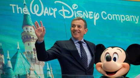 Боб Айгър се оттегля от Disney по-рано от предвиденото
