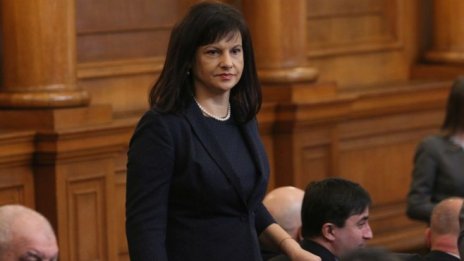 Дариткова: Осигурените граждани могат да ползват болничен за карантина