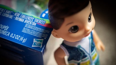 Hasbro: Проблемите с доставките могат да засегнат коледните продажби на играчки