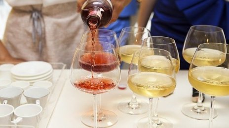 Ръст от над 200% на онлайн продажбите на вино у нас отчитат търговци