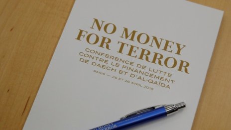 "Ислямска държава" се финансира и с незаконен износ на талк 