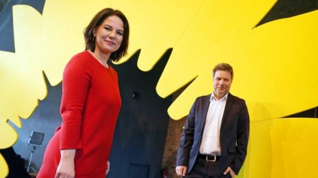 Зелените номинираха Аналена Бербок за новия канцлер на Германия