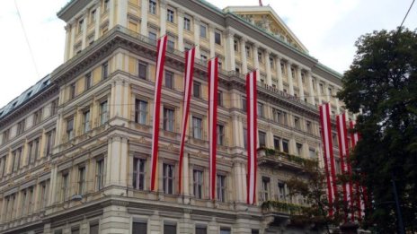 Любим на Хитлер хотел във Виена бе продаден за 78,8 млн. долара