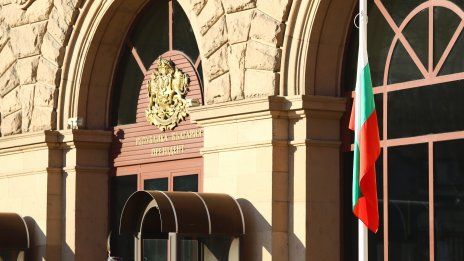 Йотова: В следващите дни президентът ще реши кога да връчи първия мандат