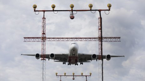 Airbus планира рекордни доставки на самолети тази година
