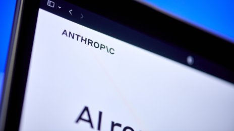 Amazon инвестира още 2,75 млрд. долара в AI стартъпа Anthropic