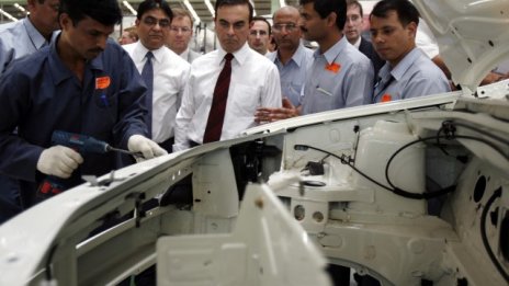 Renault и Nissan съкращават производството в Индия