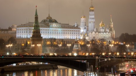 Расте купът с пари в Москва, до който чуждестранните инвеститори не могат да стигнат