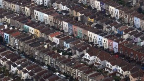 Рекордни приходи от гербов налог във Великобритания в края на 2021 г.