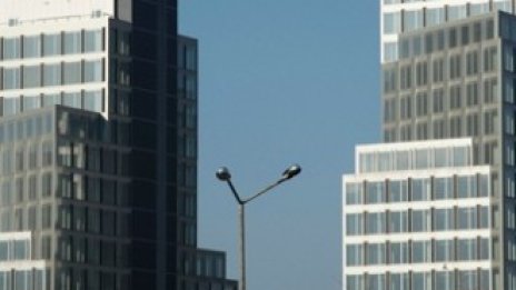 Софарма бизнес тауърс се отдава при 12 евро/кв.м месечно и 60 евро на паркомясто