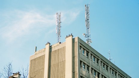 Собственикът на "Виваком" продава телекомуникационните си кули в България, Хърватия и Словения за 1,22 млрд. евро 