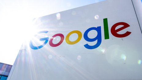 Компанията майка на Google се готви да купи стартъп за киберсигурност за 23 млрд. долара