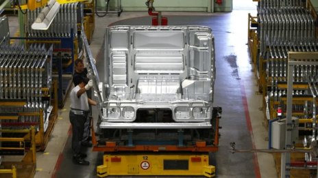 Европейското производство се ускорява по-бързо от очакваното през август