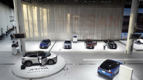 Nissan повиши прогнозата си за печалбата, подкрепен от силното търсене