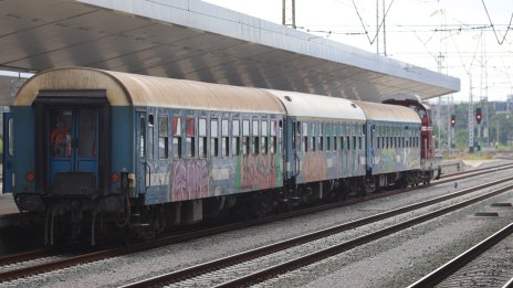 Министърът на транспорта освободи ръководството на НКЖИ