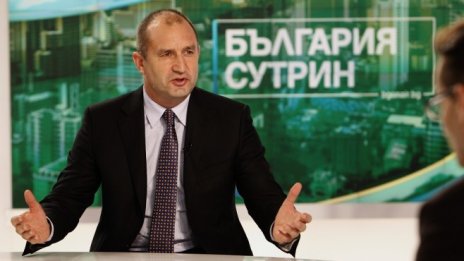 Президентът Радев покани Владимир Путин да посети България