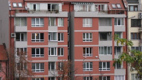 Строителни фирми използват изолации без 100% защита от пожар