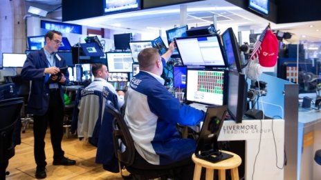 Търговията на Wall Street започна на зелено за пръв път от четири дни*