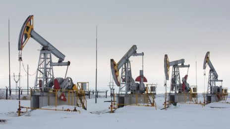 Цената на петрола се задържа до 7-годишен връх след изказването на Байдън*