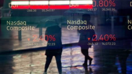 Wall Street не успя да се отърси от песимистичните настроения