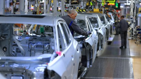 Автопроизводители призовават лидерите от двете страни на Атлантика да намалят митата