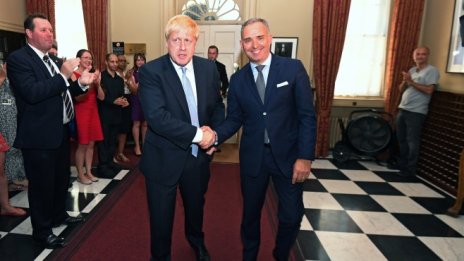 Доминик Къмингс - „главен подстрекател" на Даунинг стрийт 10