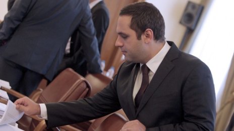 Караниколов: Общата стратегия за индустриална политика ще подкрепи иновациите