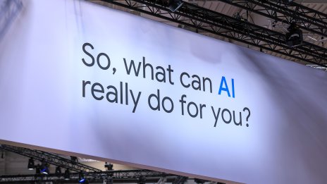 Ефектите от изкуствения интелект върху икономиката вероятно ще са далеч по-скромни от очакваното