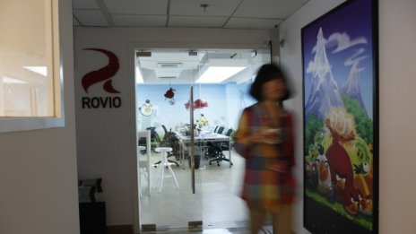 Rovio гледа напред - отваря студио в Лондон