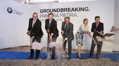 Въпреки Тръмп... BMW строи завод в Мексико