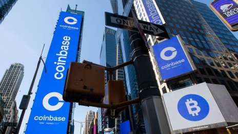 Coinbase изненада с приходи над очакваното благодарение на рекордните криптоцени