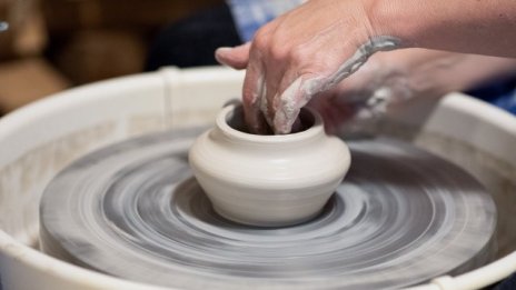 Творбите на занаятчиите са емоция – далеч от перфектност и машинно съвършенство