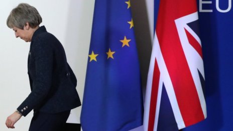 Тереза Мей се бори да запази жив духа на втория референдум за Brexit