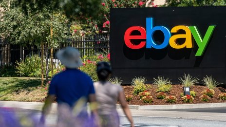 По-високите инвестиции на eBay натежаха над прогнозата за печалбата ѝ